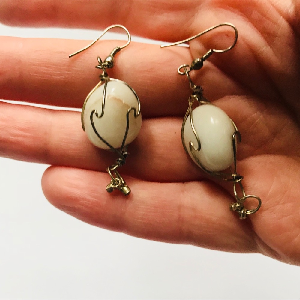 Handmade stone earrings - Picture 4 of 6